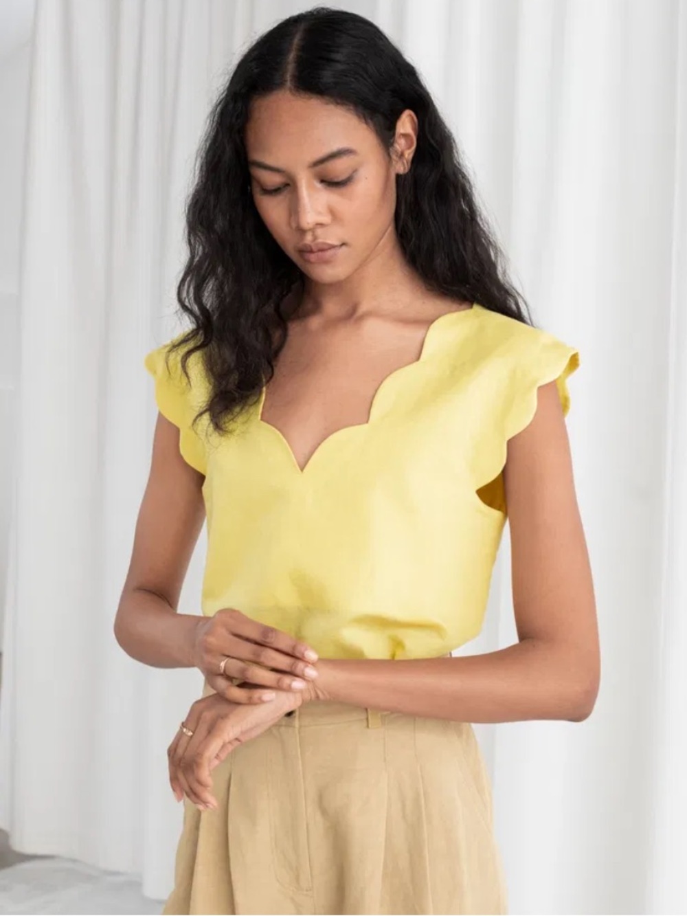 NWOT Banana Republic Bright Yellow Scallop Neck Tank